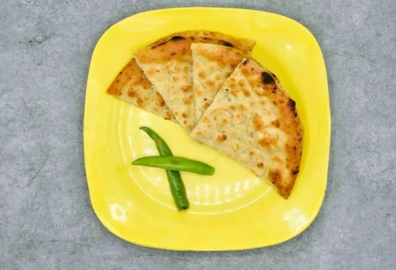 Picture of Garlic Naan